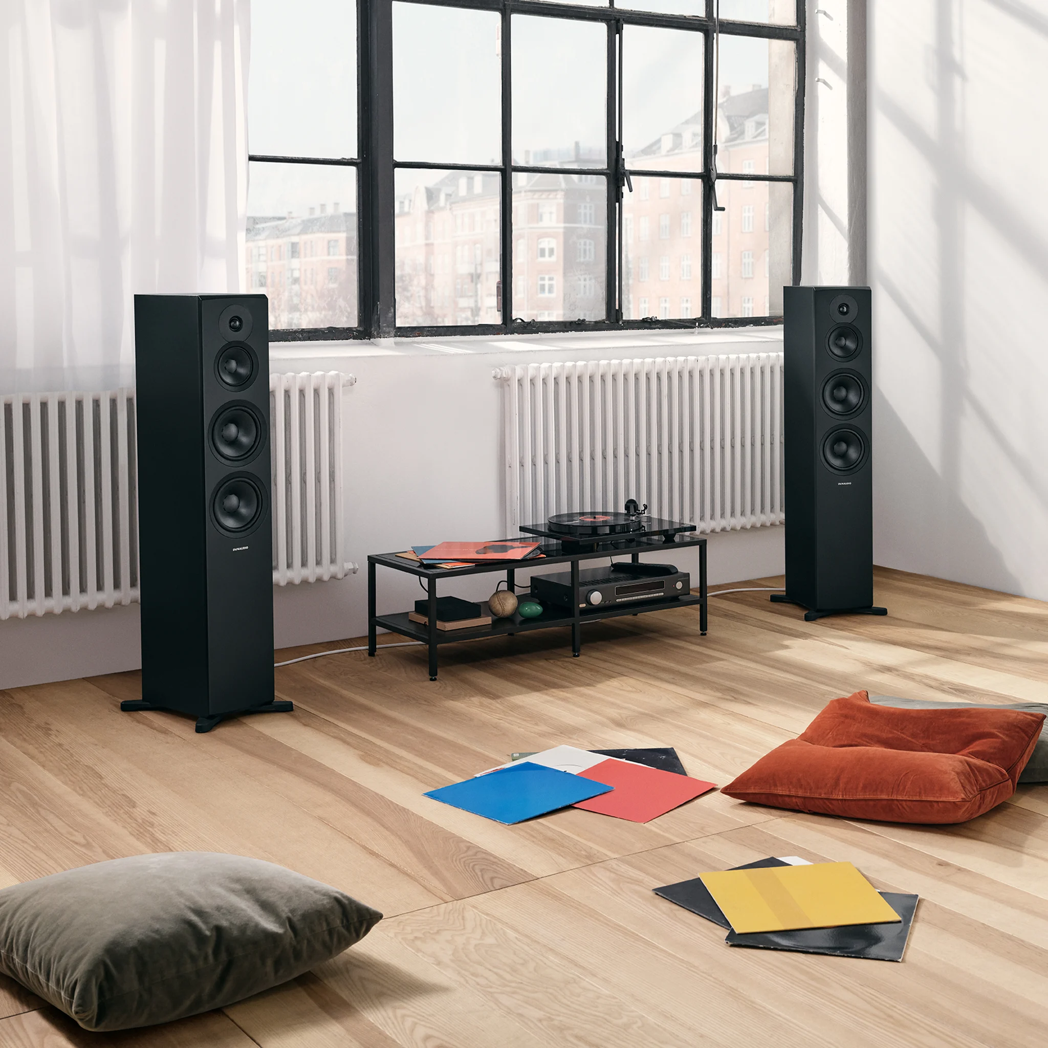 Dynaudio Emit 50 — kwadratowy