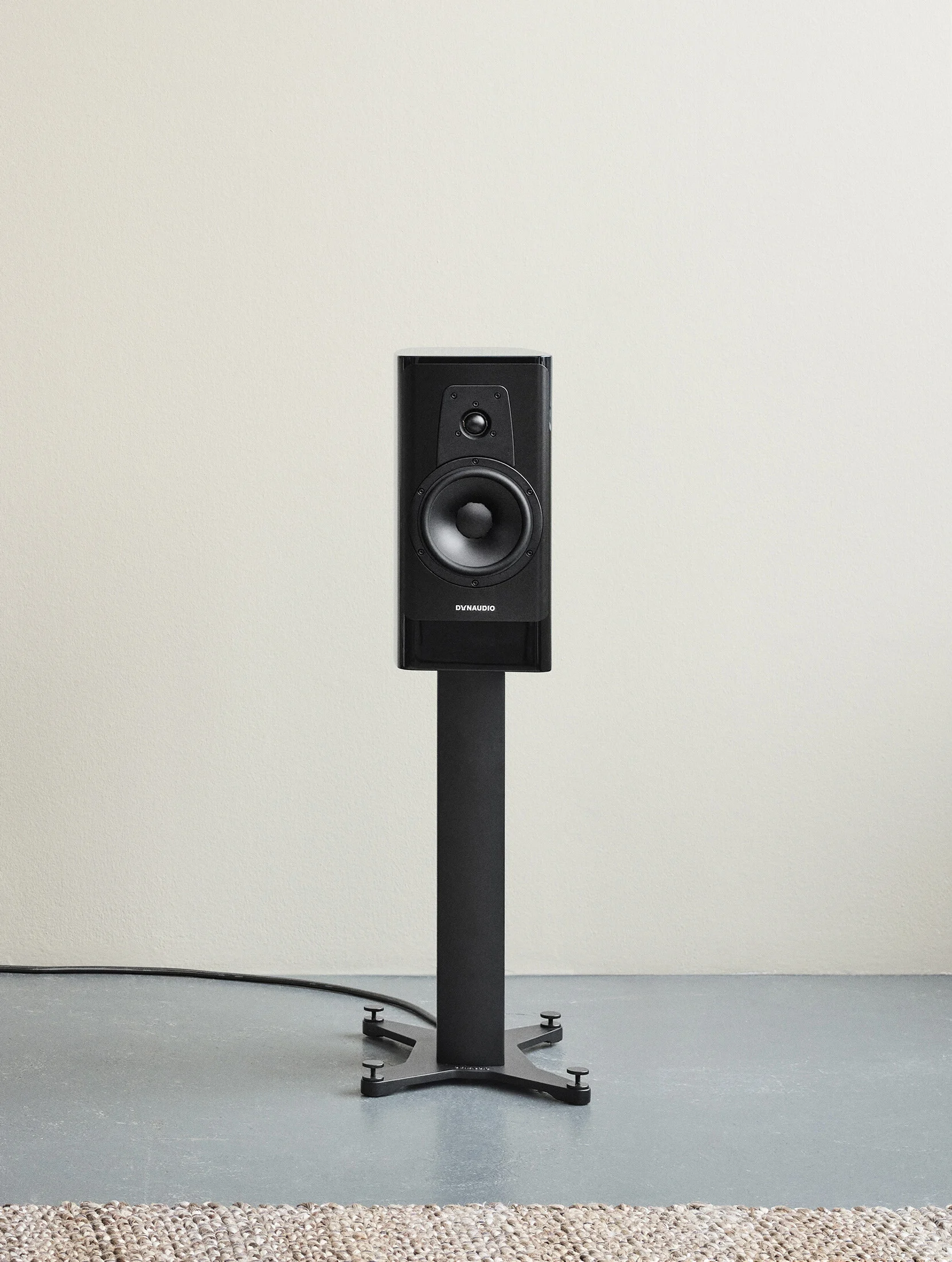 Dynaudio Contour 20i — pionowy