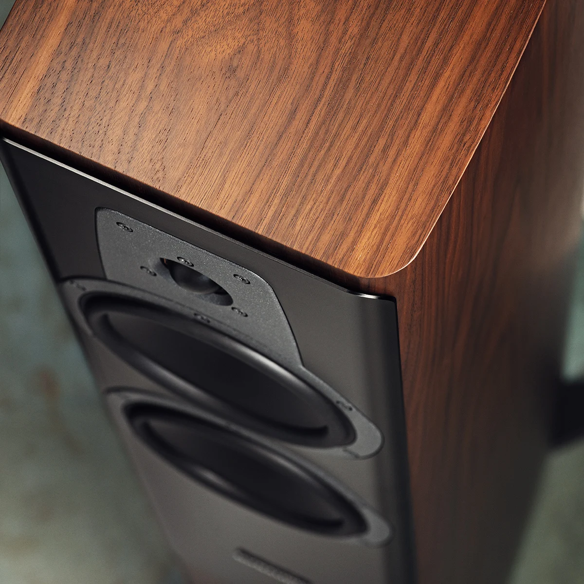 Dynaudio Contour 30i — kwadratowy