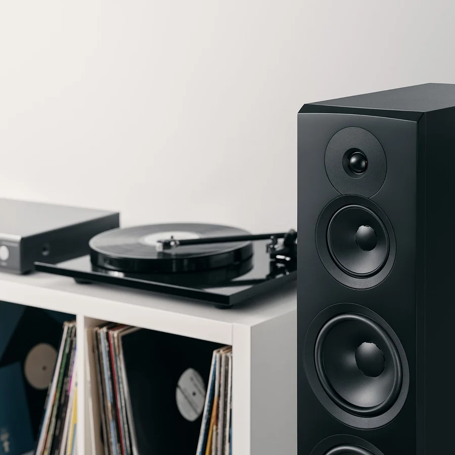 Dynaudio Emit 50 — kwadratowy