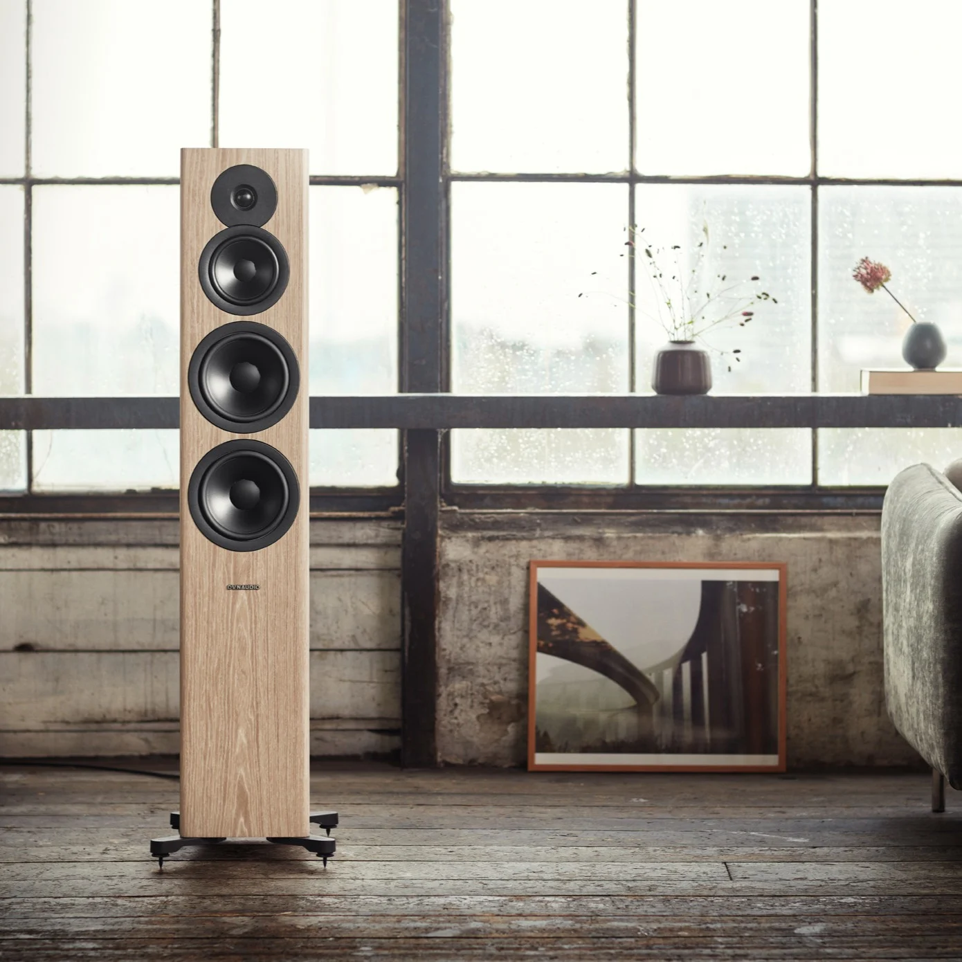 Dynaudio Evoke 50 — kwadratowy