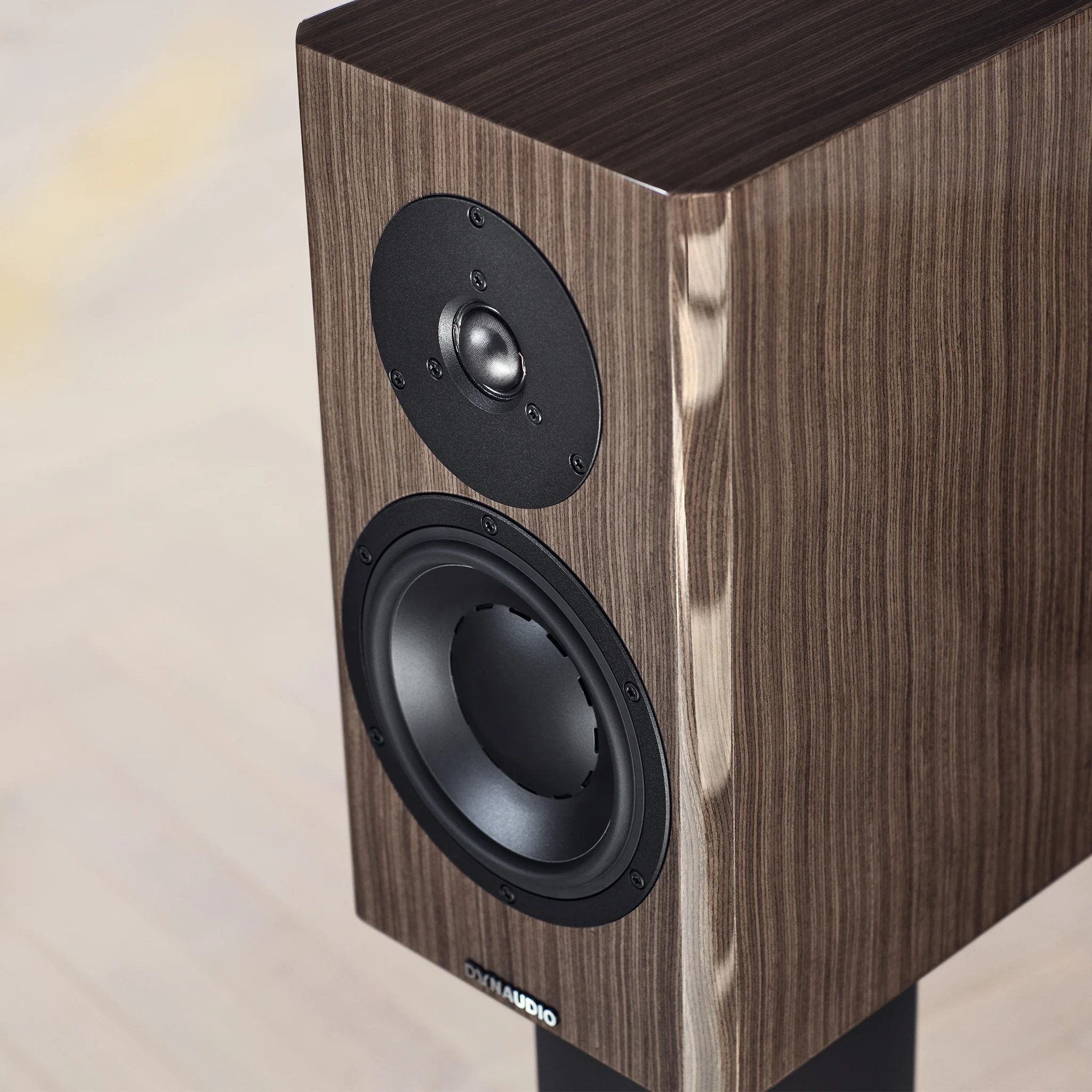 Dynaudio Special Forty — kwadratowy
