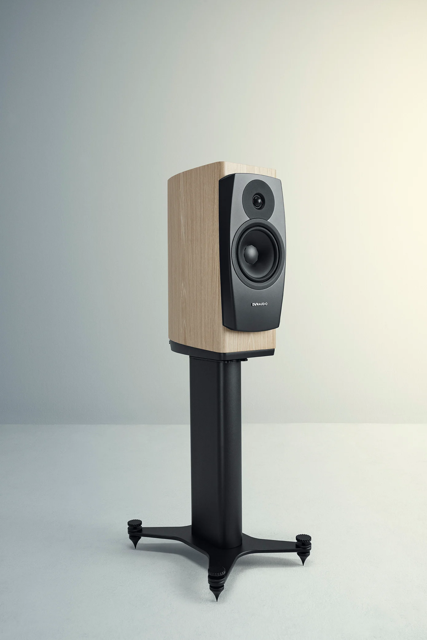 Dynaudio Confidence 20 — pionowy
