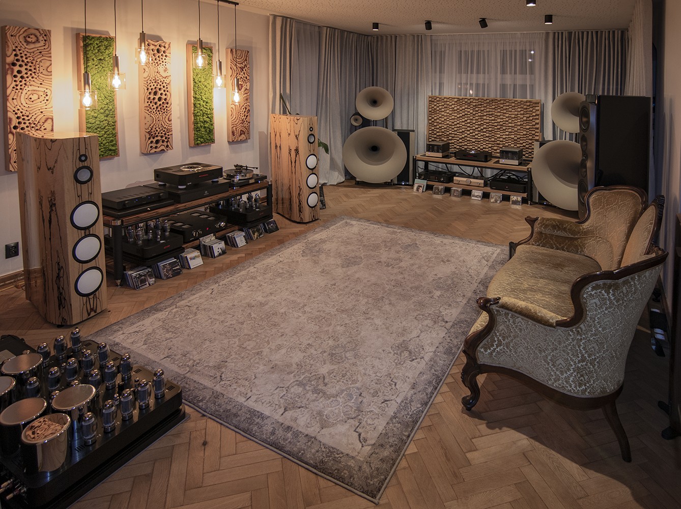 Salon Audio Nautilus Północ — poziomy