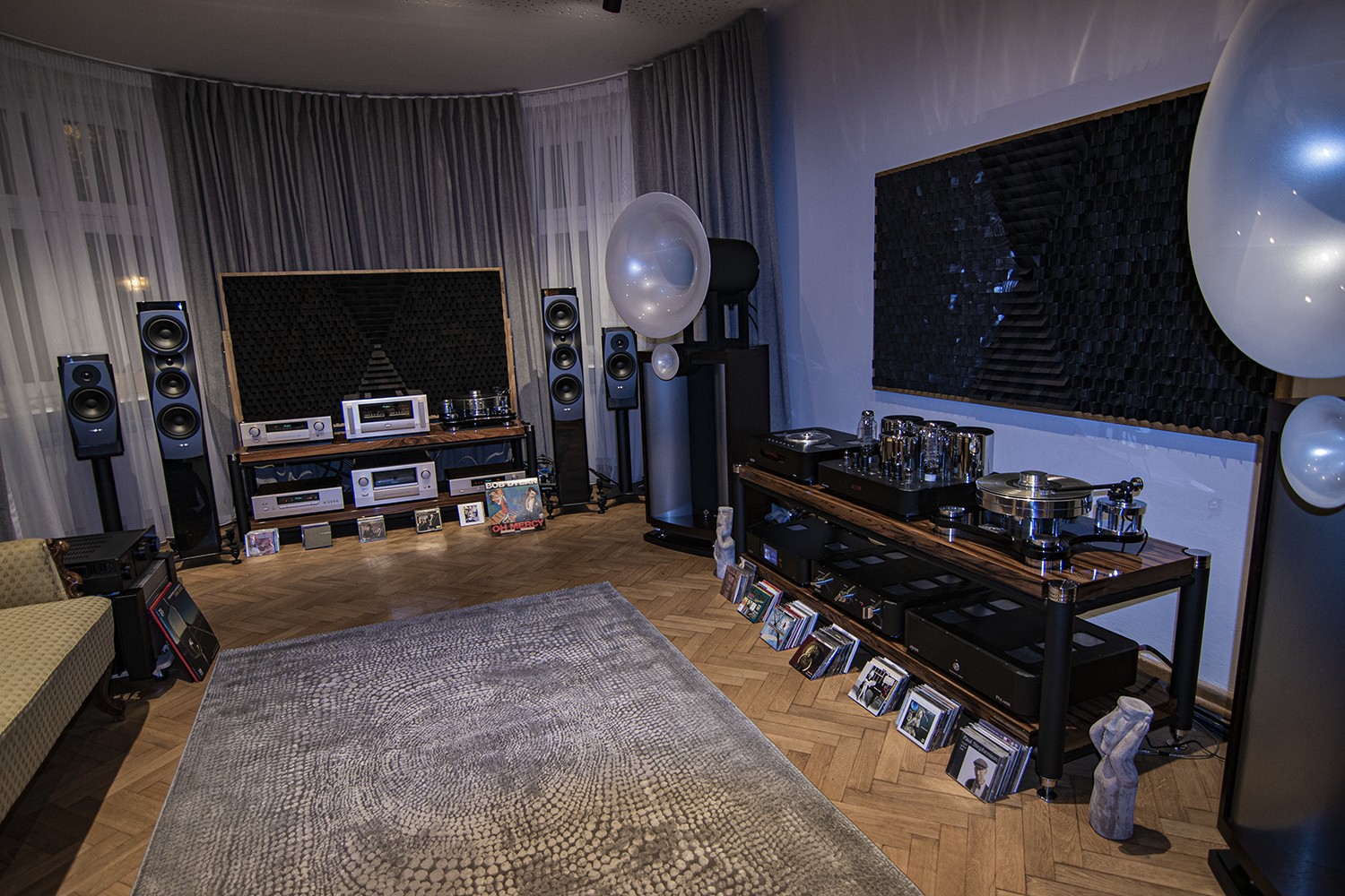 Salon Audio Nautilus Północ — panoramiczny